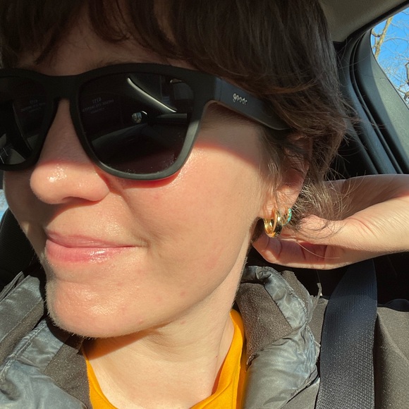 Meet your Posher, Erika - Picture 1 of 1